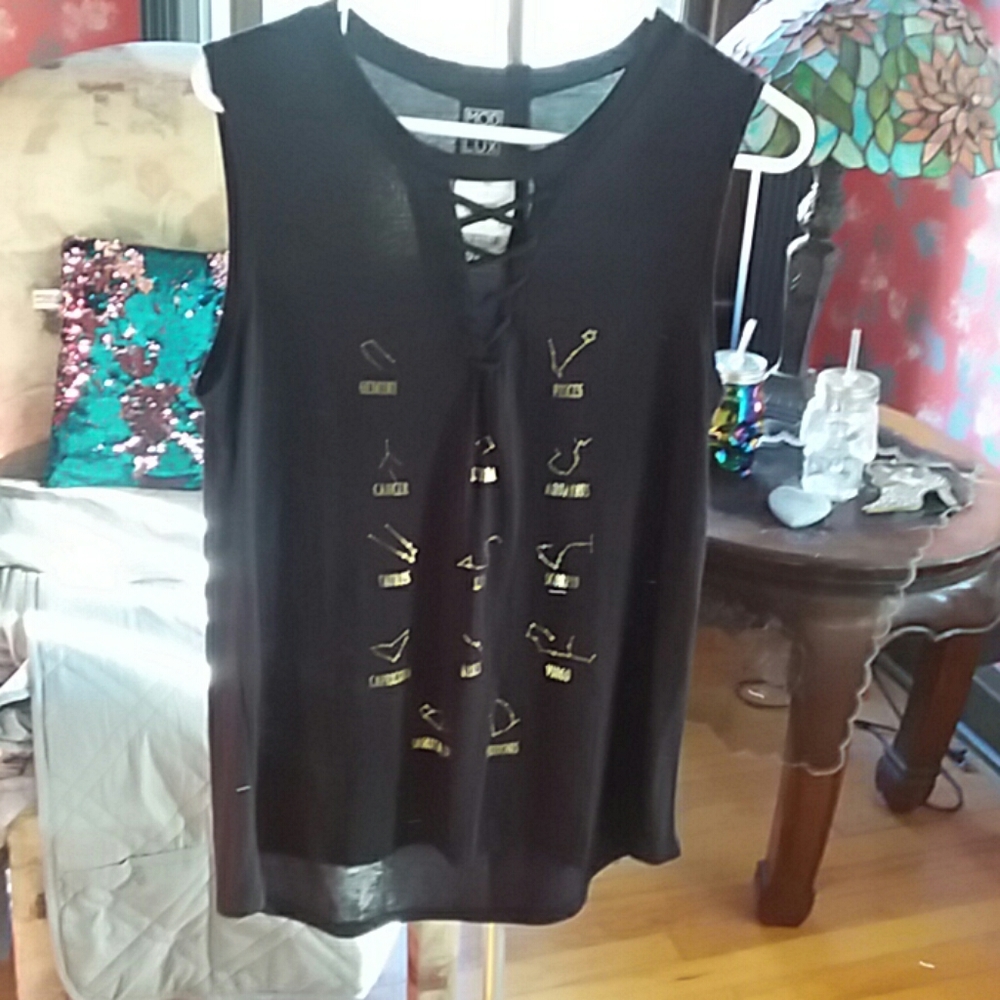 Astrology top - Picture 1 of 7